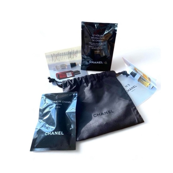 CHANEL Other - ★ Chanel dust bag with perfumes and mascara samples Bundle ★